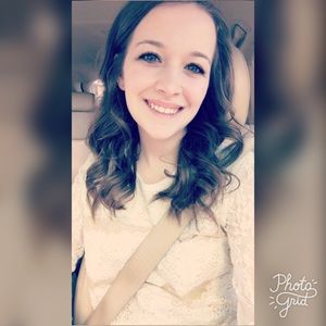 Meet your Posher, Ashleigh